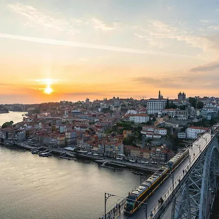 Apartment Modern In The Heart Of Porto