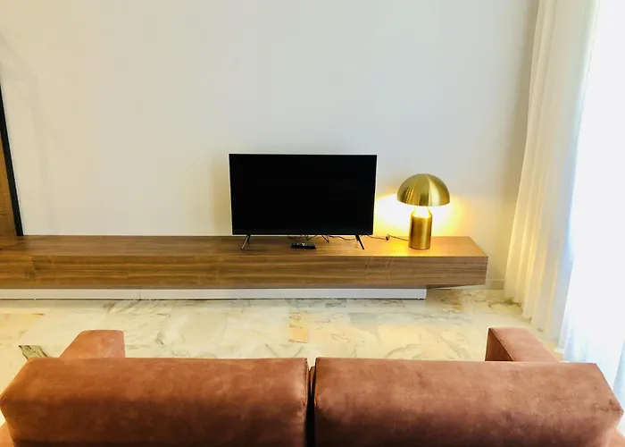 Lejlighed Modern In The Heart Of