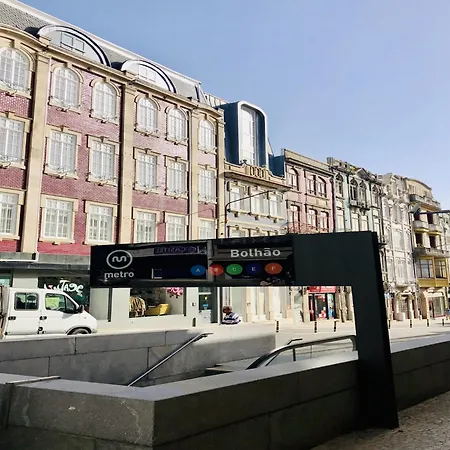 Modern In The Heart Of פורטו